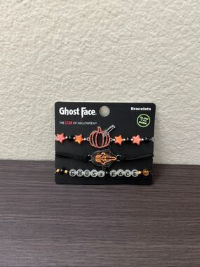 Ghost Face Glow-In-The-Dark Bracelet Set